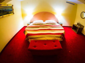 Hotel Cicha Woda