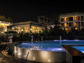 Grotta Resort