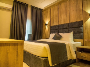 Pinnatech Suites