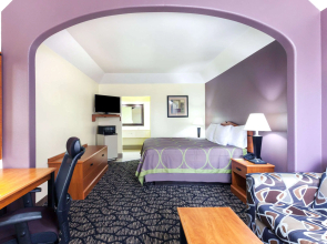 Super 8 by Wyndham Fairfield Tx