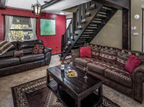 Ruidoso Three-bedroom