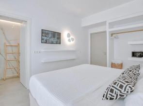 Nautica Suites - Grand Suite with Jacuzzi