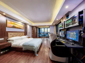 Baozou Bear E-sports Homestay (Taifu Times Square)