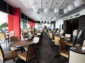 Hotel Sentral Seaview Penang @ Beachfront