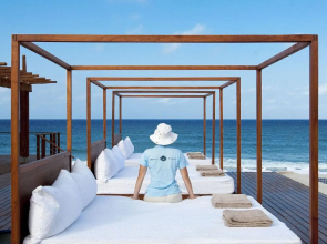 White Pearl Resorts
