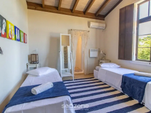 Comfortable Duplex in Praia do Rosa - SC Rfe000