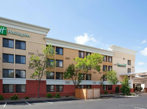 Holiday Inn Bloomington Airport South Mall Area by IHG