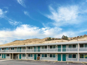 Rodeway Inn Arlington