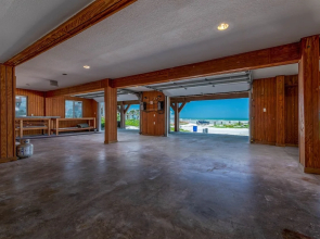 Lenoras Pelican Beach House by Vtrips