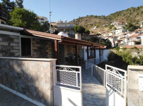 Traditional house in pelendri