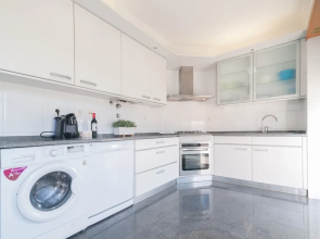 Exclusive Penthouse Terrace & Garage