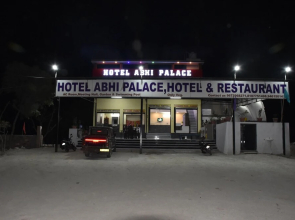 Hotel Abhi Palace
