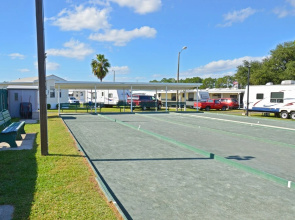 Southern Palms RV Campground Resort