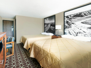 Super 8 by Wyndham Miles City