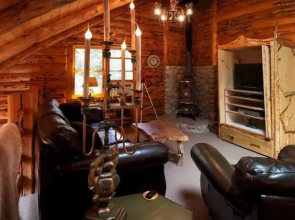 Downtown at Idyllwild by Quiet Creek Vacation Rentals