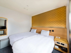 SureStay Plus Hotel by Best Western Shin-Osaka