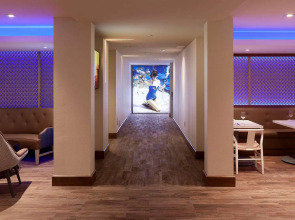 Marina del Rey Hotel