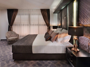 21st Floor 360 Suitop Hotel