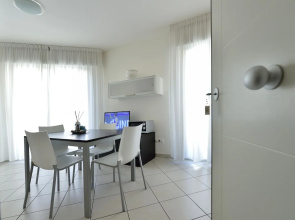 Bilocale con Balcone Mina 6