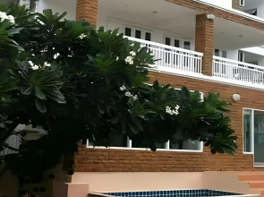 Baan Ton Mai Apartment