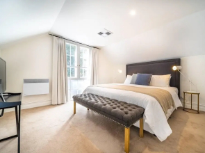 The Hackney Stables - Style & Comfort - City Edge