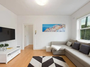 Central Bondi Apartment NEW