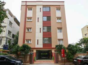 Golden Gate Service Apartments By OYO Rooms