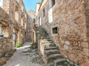 Apartments La Perla