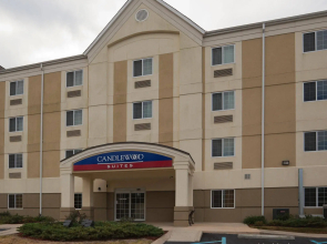 Candlewood Suites Pearl by IHG