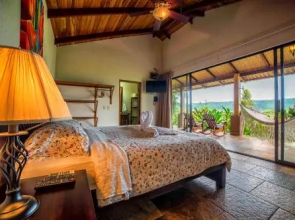 La Finca Lodge