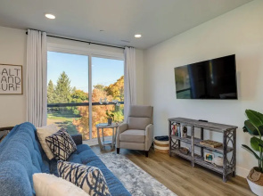 1 Mi to Ski Area: Penthouse Condo in Traverse City