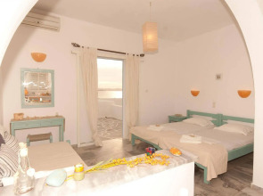 Arokaria Beach Studios