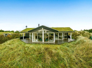 "Ajana" - 600m from the sea in NW Jutland