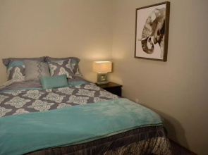8635 Ustick Road Apartment