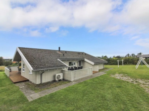 "Otta" - 900m from the sea in NW Jutland