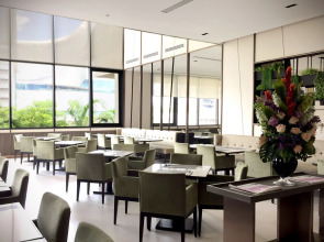 Bliston Suwan Park View