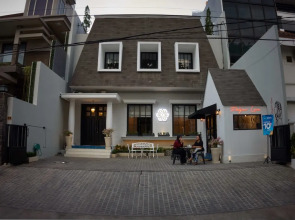 Mooi House by ZIRI