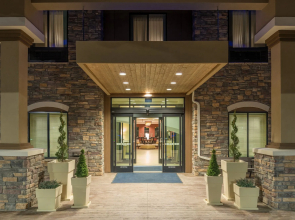 Holiday Inn Express & Suites Denver South - Castle Rock by IHG