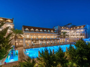 Side Story Resort & Spa