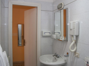 Casa La Salle - Casa Religiosa