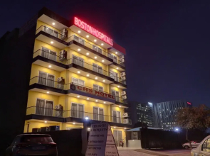 Chs Medanta by Treebo Rooms