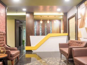 Goroomgo Royal Crown Puri