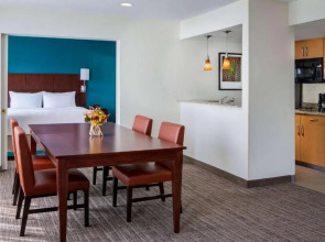 Sonesta ES Suites Dallas Medical Market Center