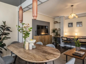 Casoria - 3 Bedrooms and Terrace in Trafalgar