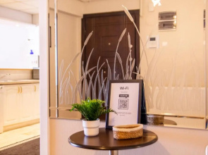 Spacious Flat With Sea View In Zmir Karsiyaka