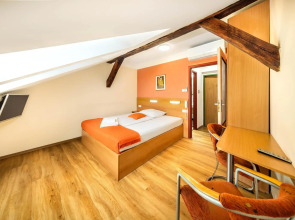 Hotel Golden City Garni