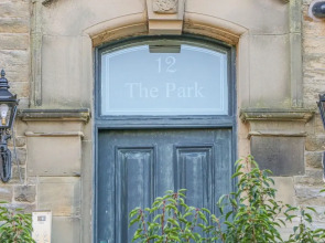 Castleton Suite