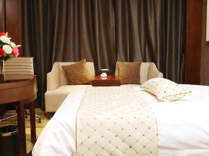 Jingxiang Holiday Hotel