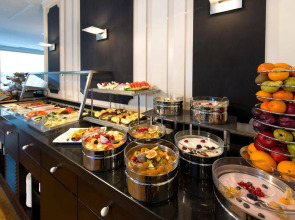 Отель The Q - Quadro City Hotel