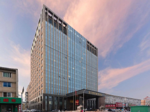 Yingkou Juyin Junyue Hotel